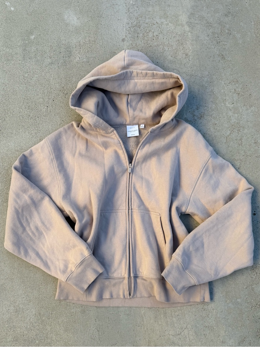 Aritzia Hooded Zip-Up Jacket in Light beige